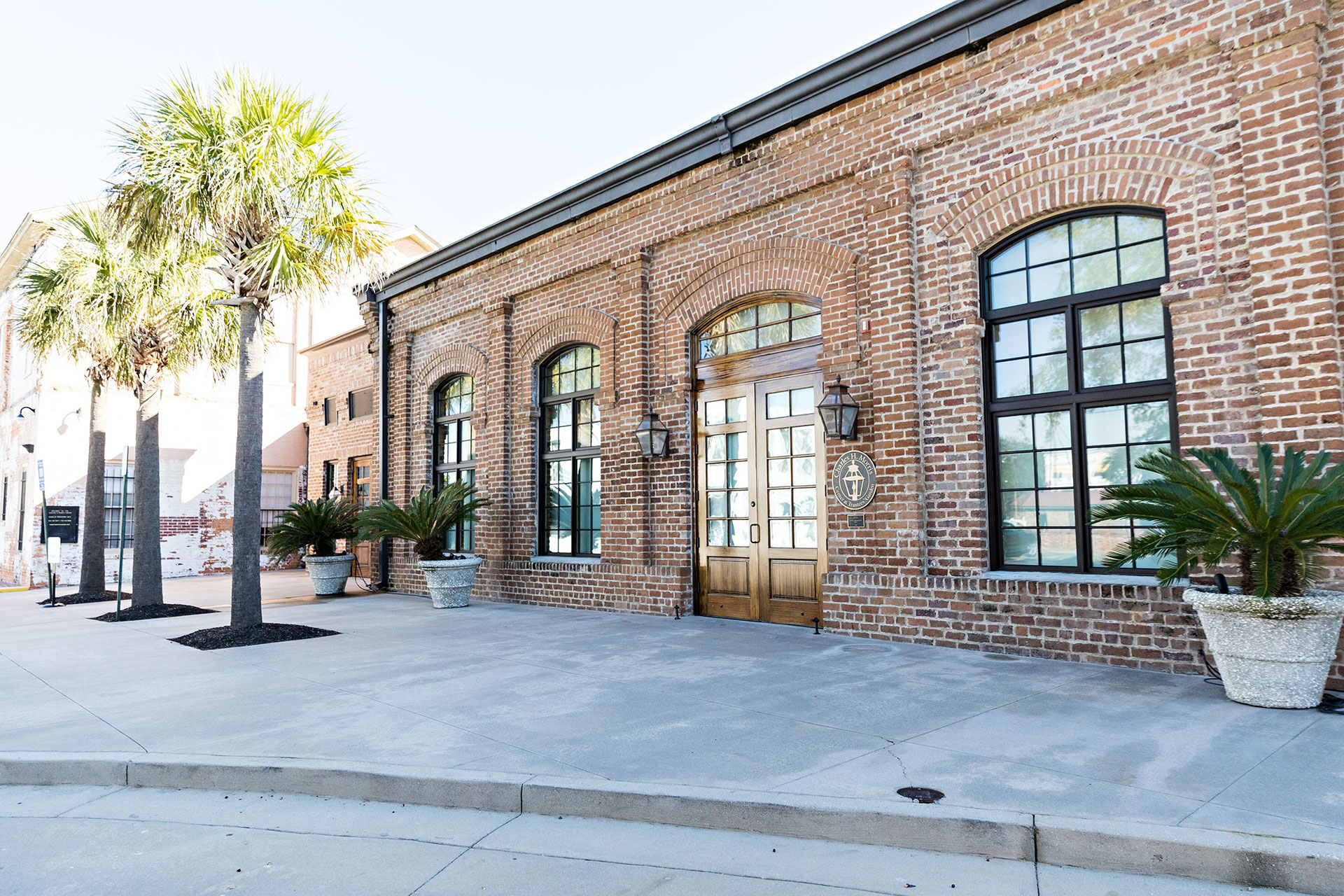 Sideview Morris Center Daytim.c2236b7a.fill 5760x3840 C0 1920